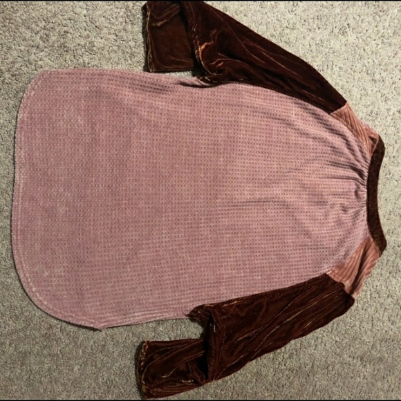 Gimmicks by BKE top NWT size XS - Picture 4 of 4